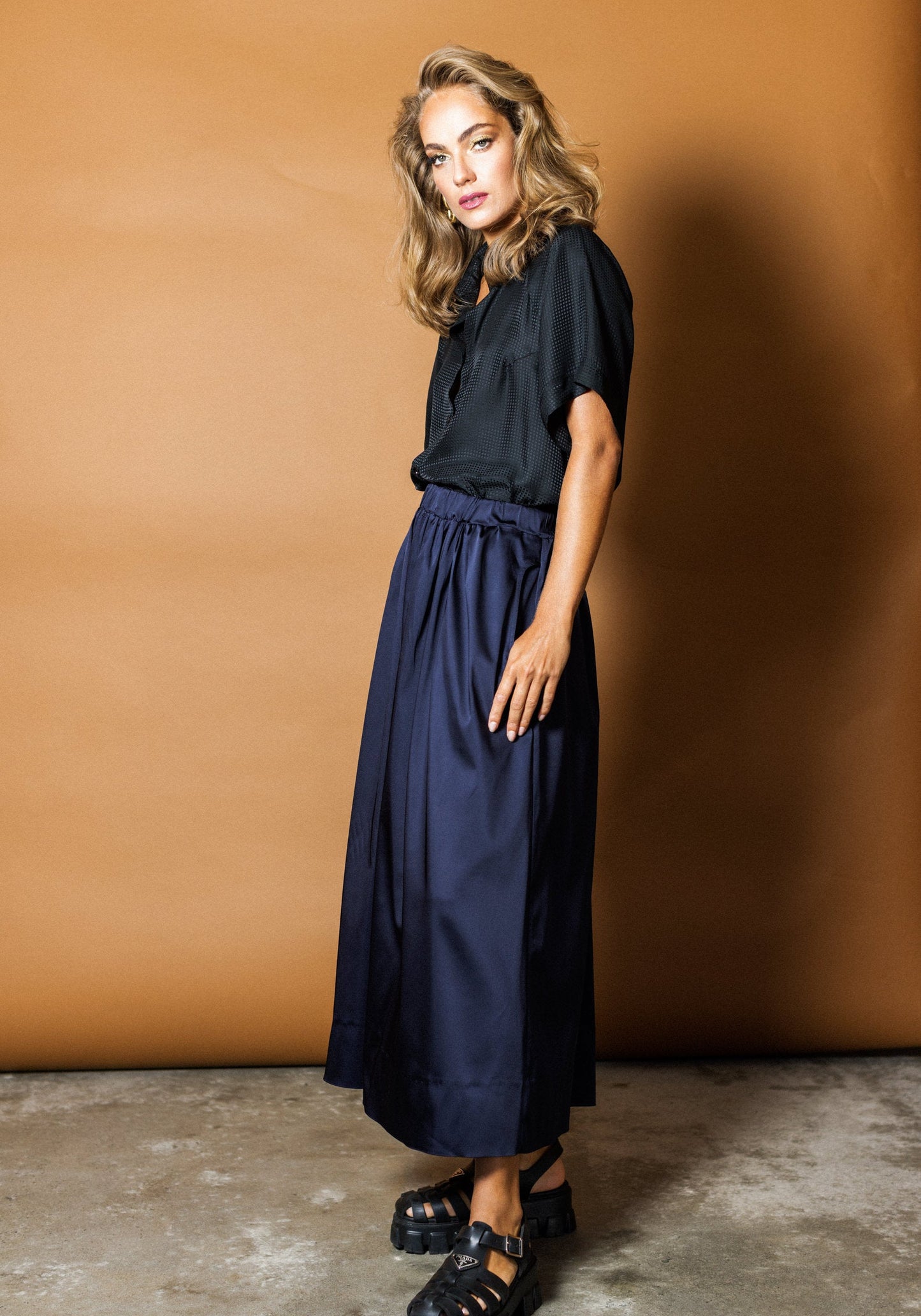 Luxe Midi Skirt in Navy