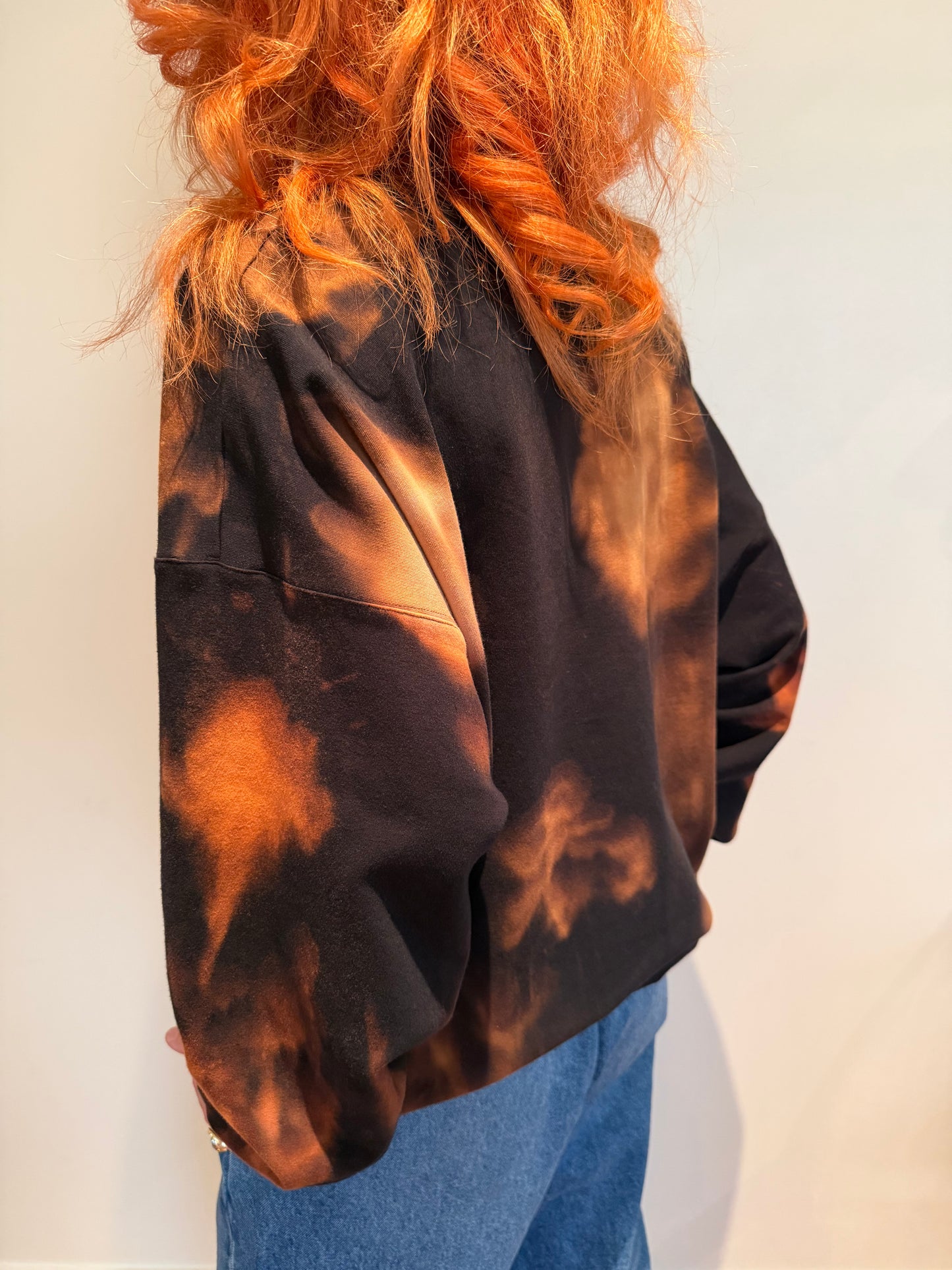 Olympia V-neck Sweat Top in Amber Cloud