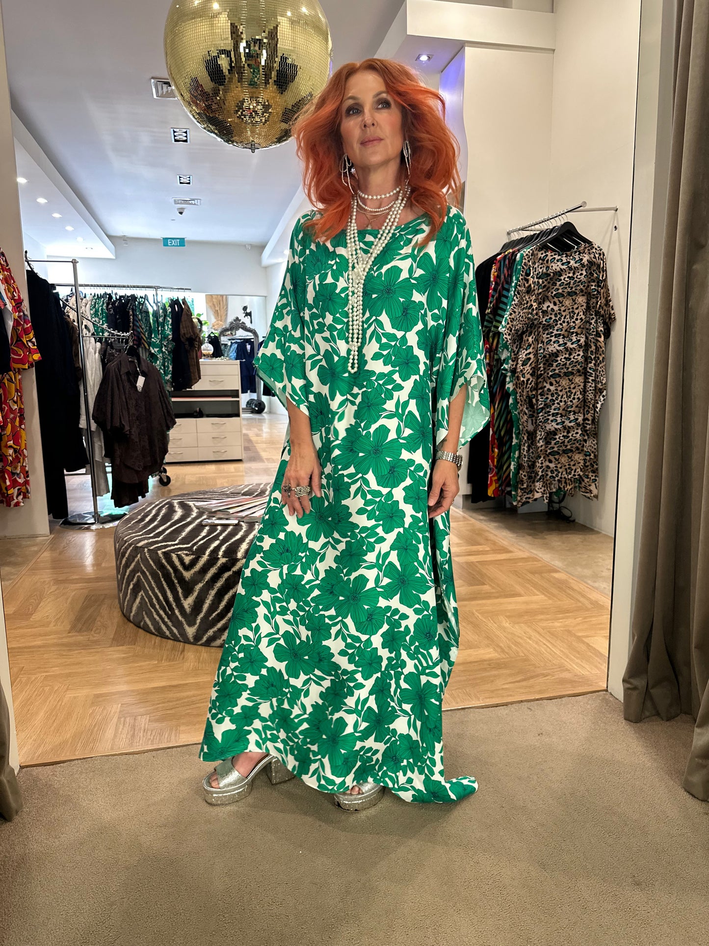 Kaftan in Emerald Bloom