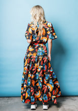 Load image into Gallery viewer, Tiered Maxi Skirt in Black Toucan