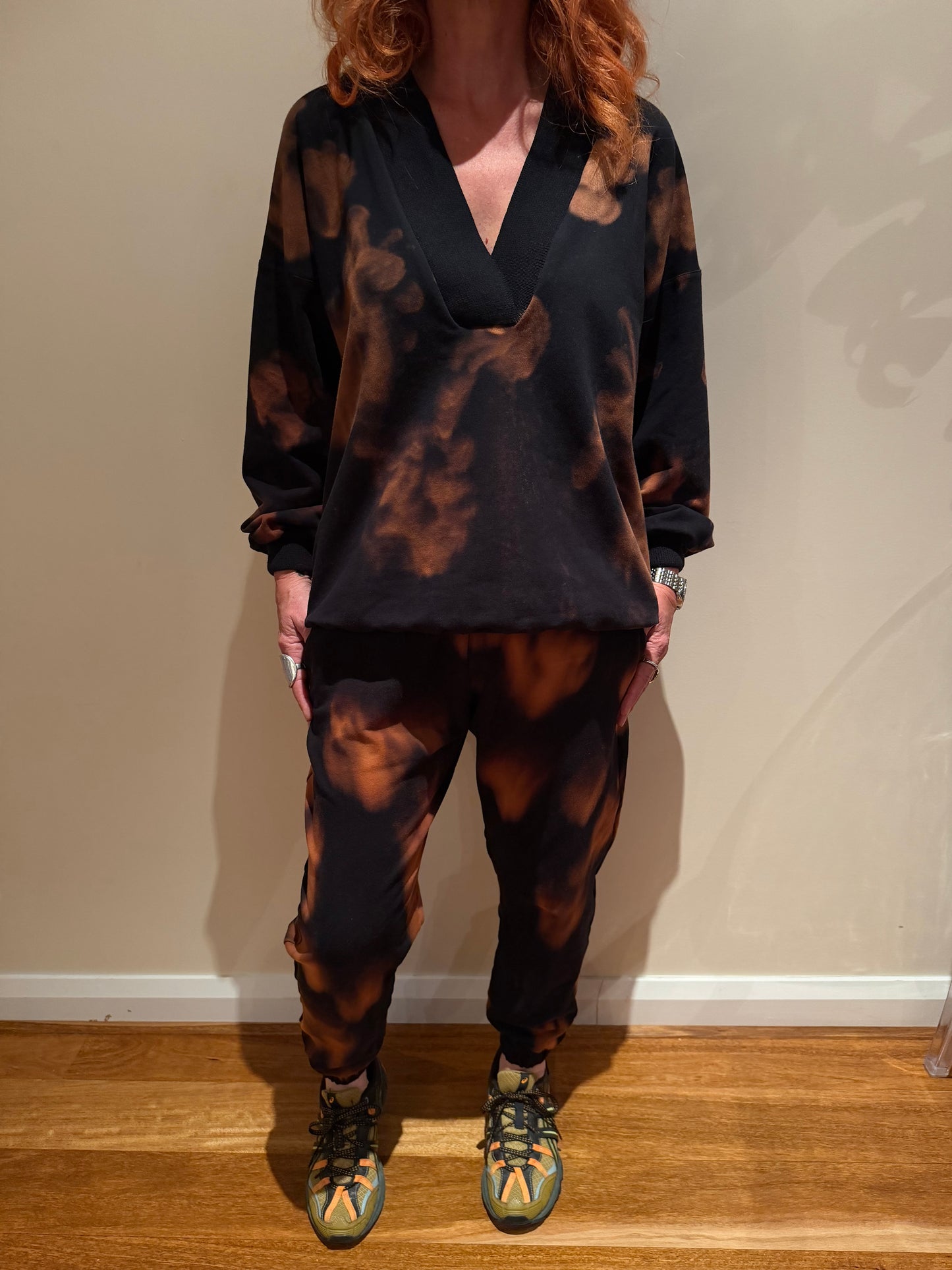 Olympia V-neck Sweat Top in Amber Cloud