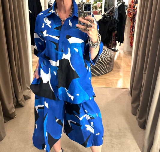 Classic Box Shirt in Italian Azure Linen