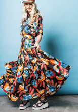 Load image into Gallery viewer, Tiered Maxi Skirt in Black Toucan