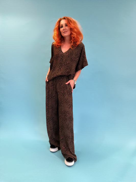 Wide Leg Pant in Khaki Bouclé