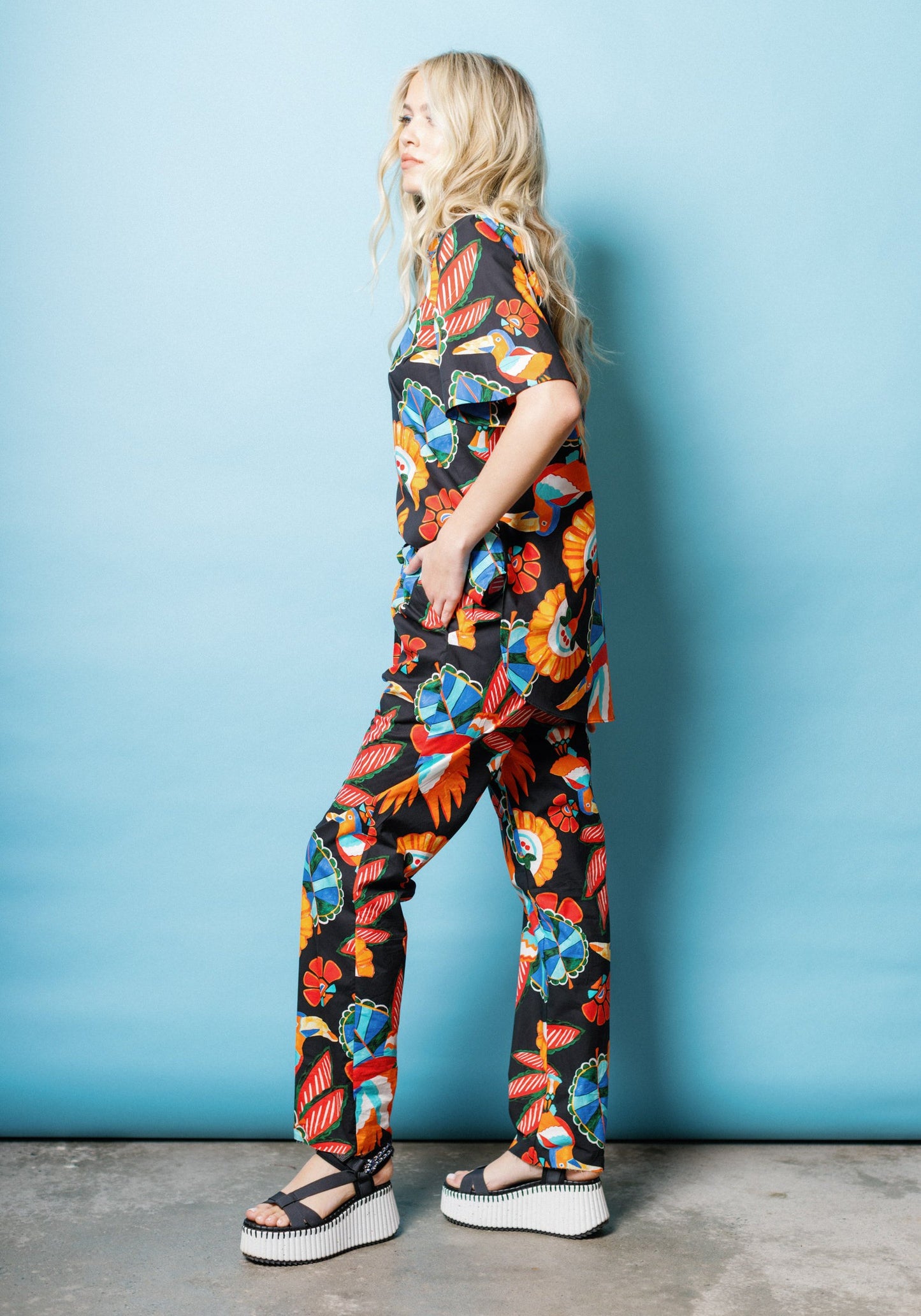 Lounge Pant in Black Toucan