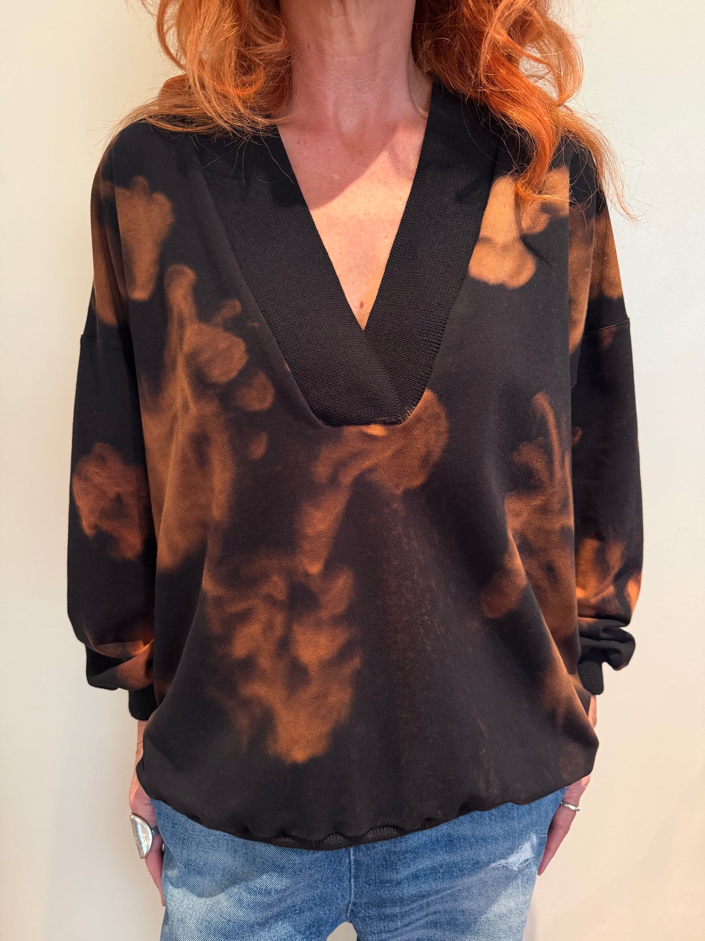 Olympia V-neck Sweat Top in Amber Cloud