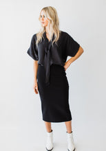 Load image into Gallery viewer, Bonded Crepe Pencil Skirt Black