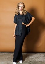 Load image into Gallery viewer, Bonded Crepe Column Skirt Black